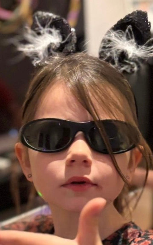 COOL CAT - schwarze Glitzer-Katzenohren mit Sonnenbrille kombiniert