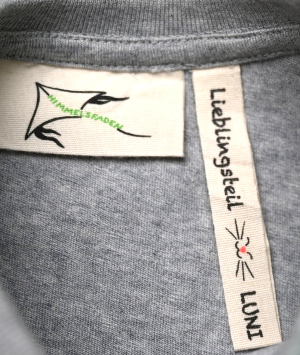 LUNI T-Shirt Himmelsfaden Label - hochwertige Kindermode Markenzeichen