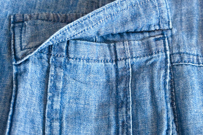 LOUCA Rock Cargo Tasche fixierte Klappe - praktische Details Kinderkleidung